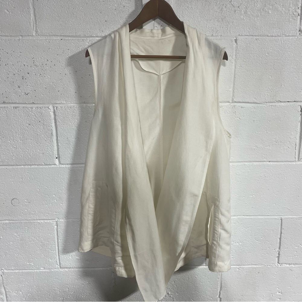 Who What Wear Ivory Sleeveless Linen Blend Vest  Sz Large